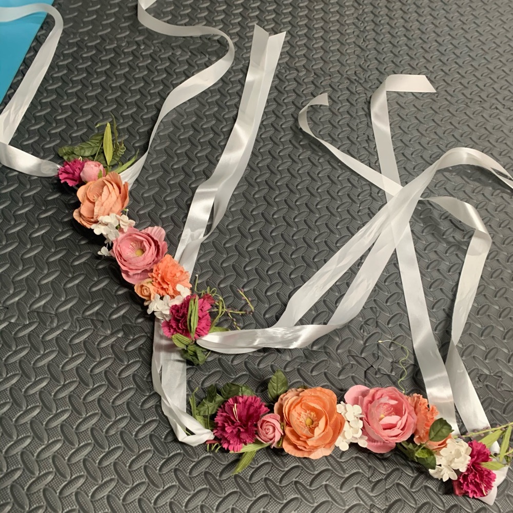 Spring bloom chair hangers